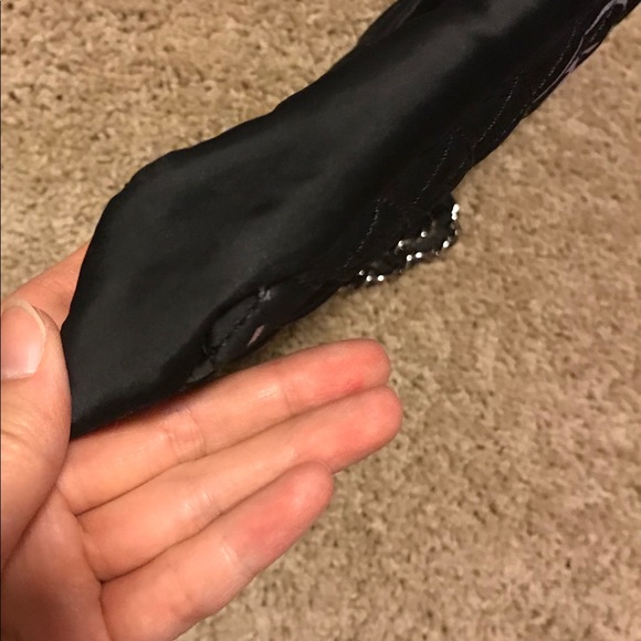 more photos! Chanel cc printed bag - Picture 3 of 7